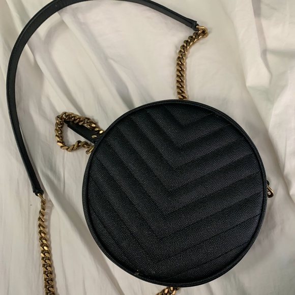 YSL / Saint Laurent Vinyle Round Quilted Leather Camera Bag - Picture 4 of 4